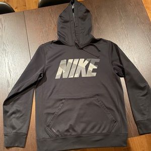 Nike therma-fit black hoodie size S